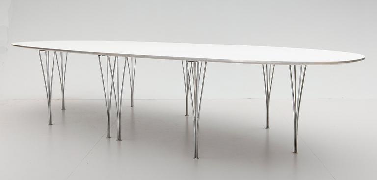 BORD, "Superellips", Bruno Mathsson och Piet Hein för Fritz Hansen.
