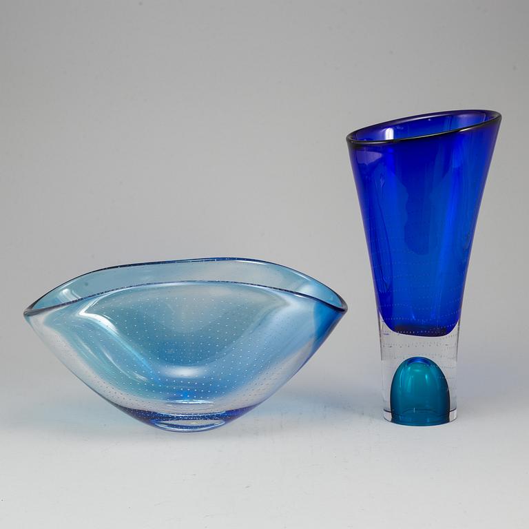 GÖRAN WÄRFF, vas samt skål, glas. Kosta Boda, signerade.