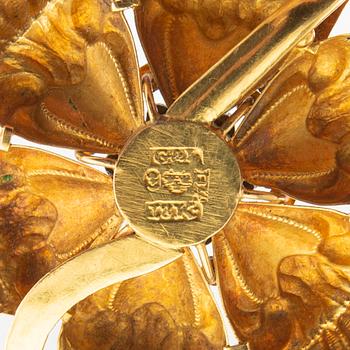 Giron & Löngren, Brooch 18K gold with rose-cut diamonds, cabochon-cut turquoise, and an opal, Stockholm 1832.