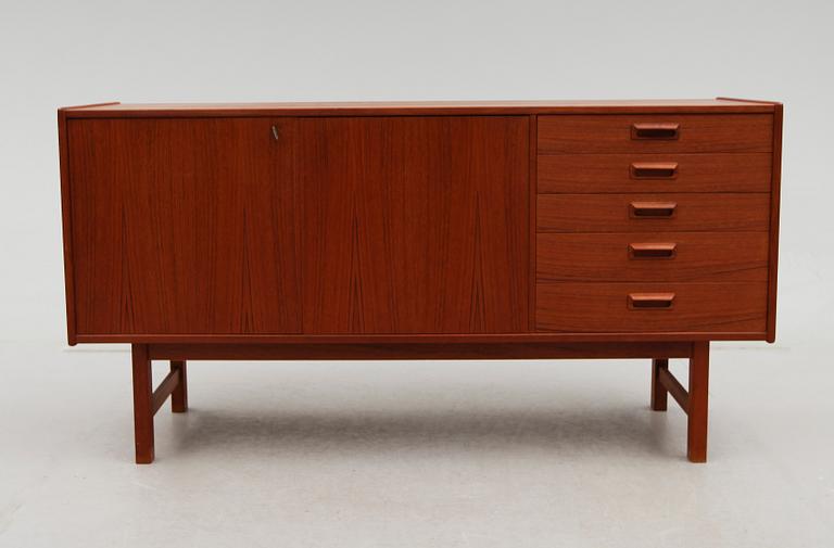 SIDEBOARD, 1900-talets andra hälft.