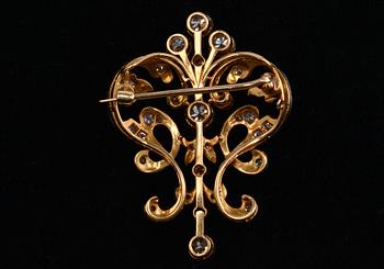 A BROOCH / PENDANT, 8/8 and 16/16 cut diamonds c. 1.85 ct. H/ vs-si. 18K gold. Weight 12.1 g.