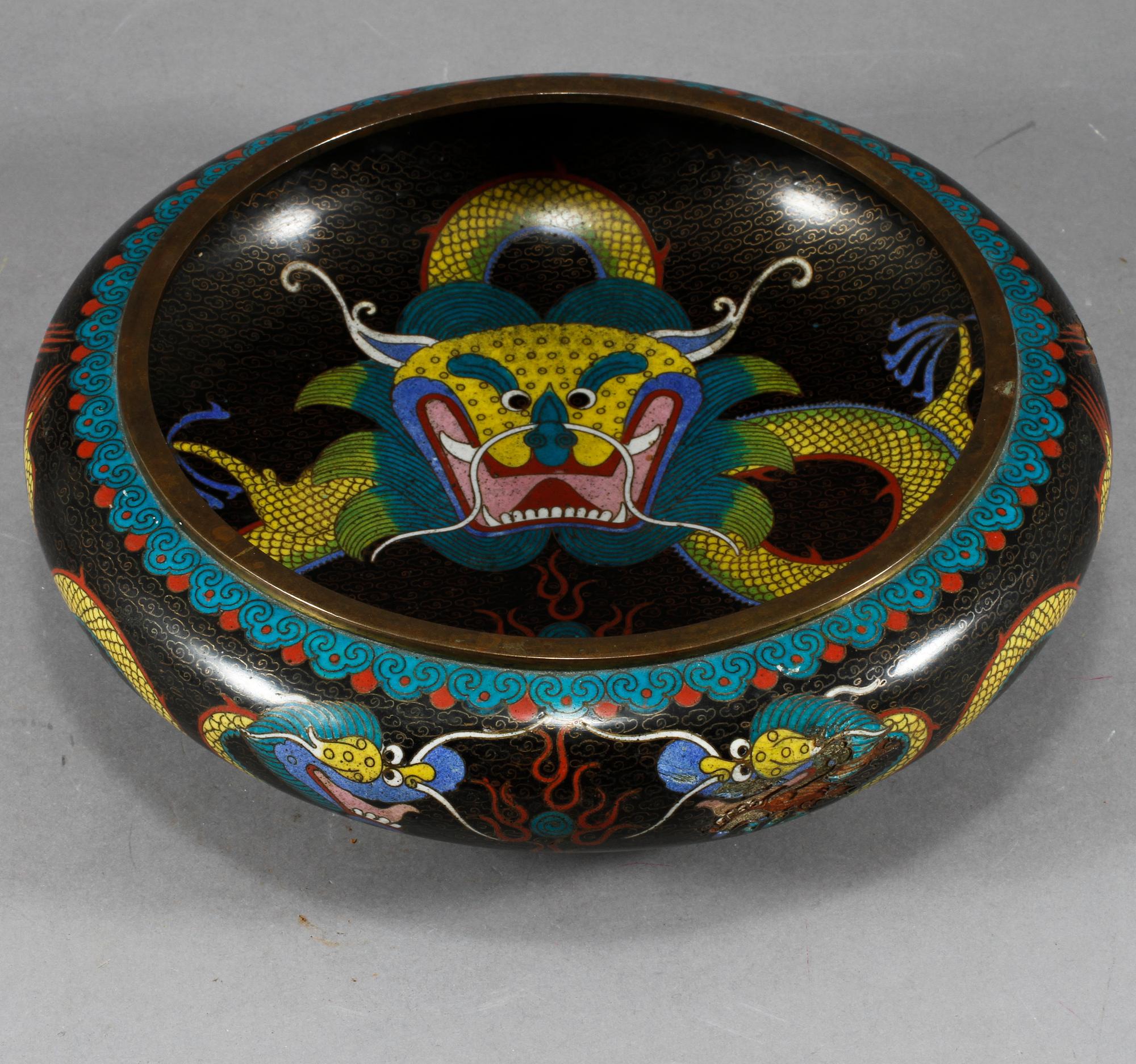 SKÅL, cloissonné, omkring 1900.