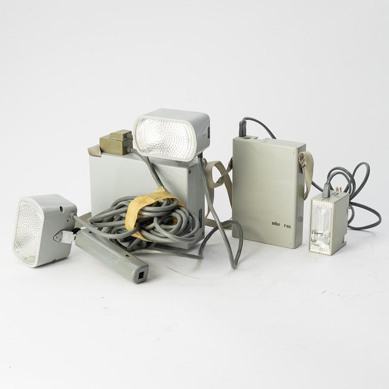 Dieter Rams, Robert Oberheim m. fl. projektorer samt blixtar, 8 delar, Braun.