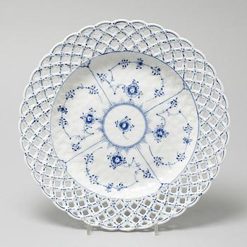 A plate/platter, "Blue fluted full lace" by Royal Copenhagen, 1960/70s.