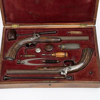 A cased pair of percussion pistols by Pondevaux & Jussy, S.Etienne (1845-1880), France.