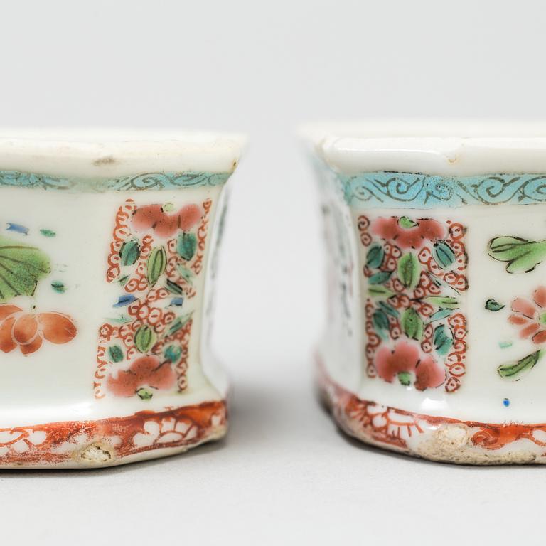 Two famille rose salts, Qing dynasty, Qianlong (1736-95).