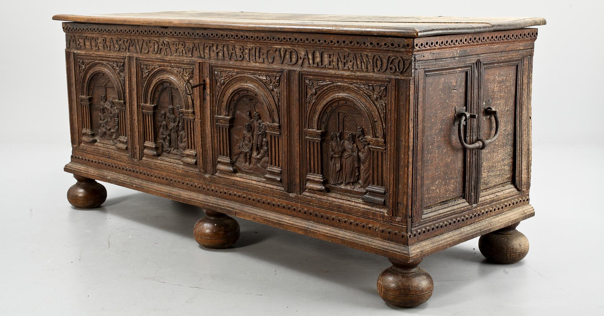 CASSONE, dat 1607.