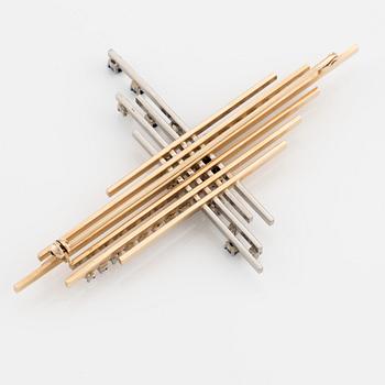 Brosch, Jarl Sandin, 18K guld och vitguld med safirer och gammalslipade diamanter.