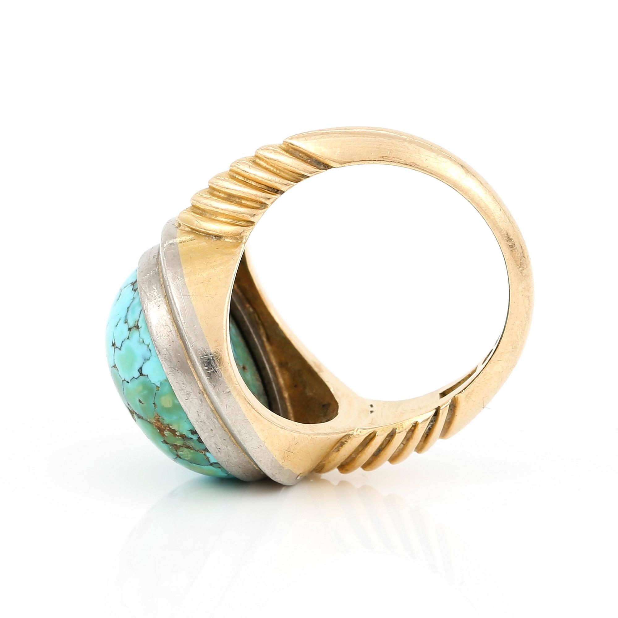 RING, 18 karat guld. Bengt Erikssons Guldsmedsverkstad, Stockholm/Nacka, 1954. Vikt ca 12,41 gram.