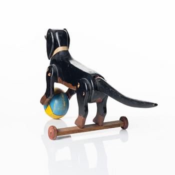 Brio, träleksak i form av en tax med boll, Sverige, 1900-talets första hälft.