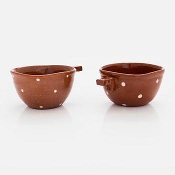 Marita Lybeck, koppar, 2 st, rödlera, signerad ML.