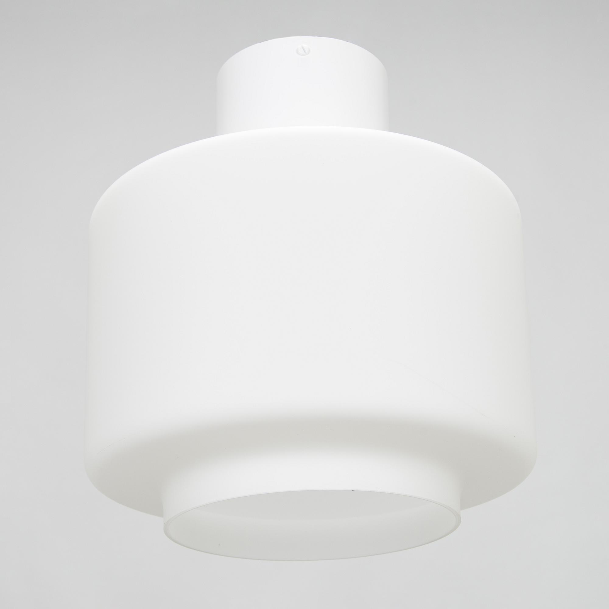 Taklampa, modell AE 88 Itsu, 1900-talets mitt.