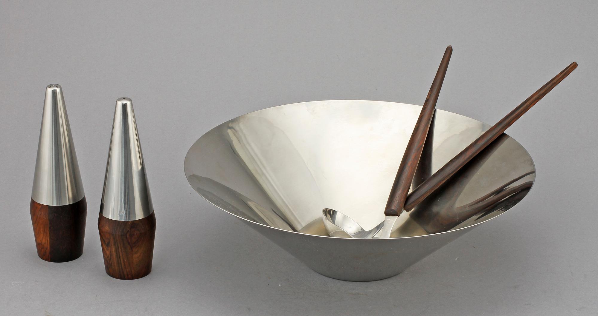 SKÅL, SALT- och PEPPARSTRÖARE, UPPLÄGGNINGSBESTICK, 2 st, Danmark, 1900-talets andra hälft.