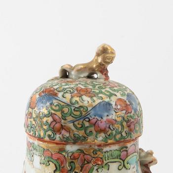 Vase and cover jar, Canton, China 20th century.