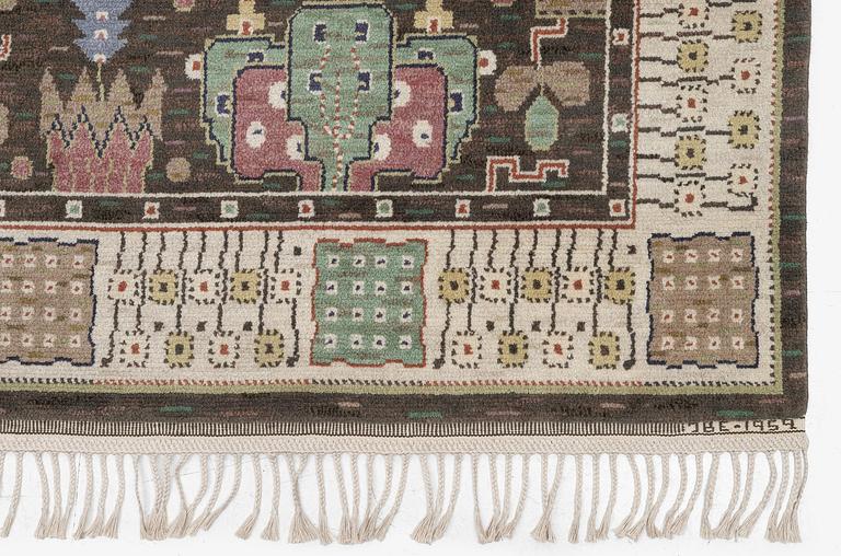 Märta Måås-Fjetterström, matta, "Örtagården", flossa, ca 352 x 256 cm, signerad AB MMF JBE 1952.