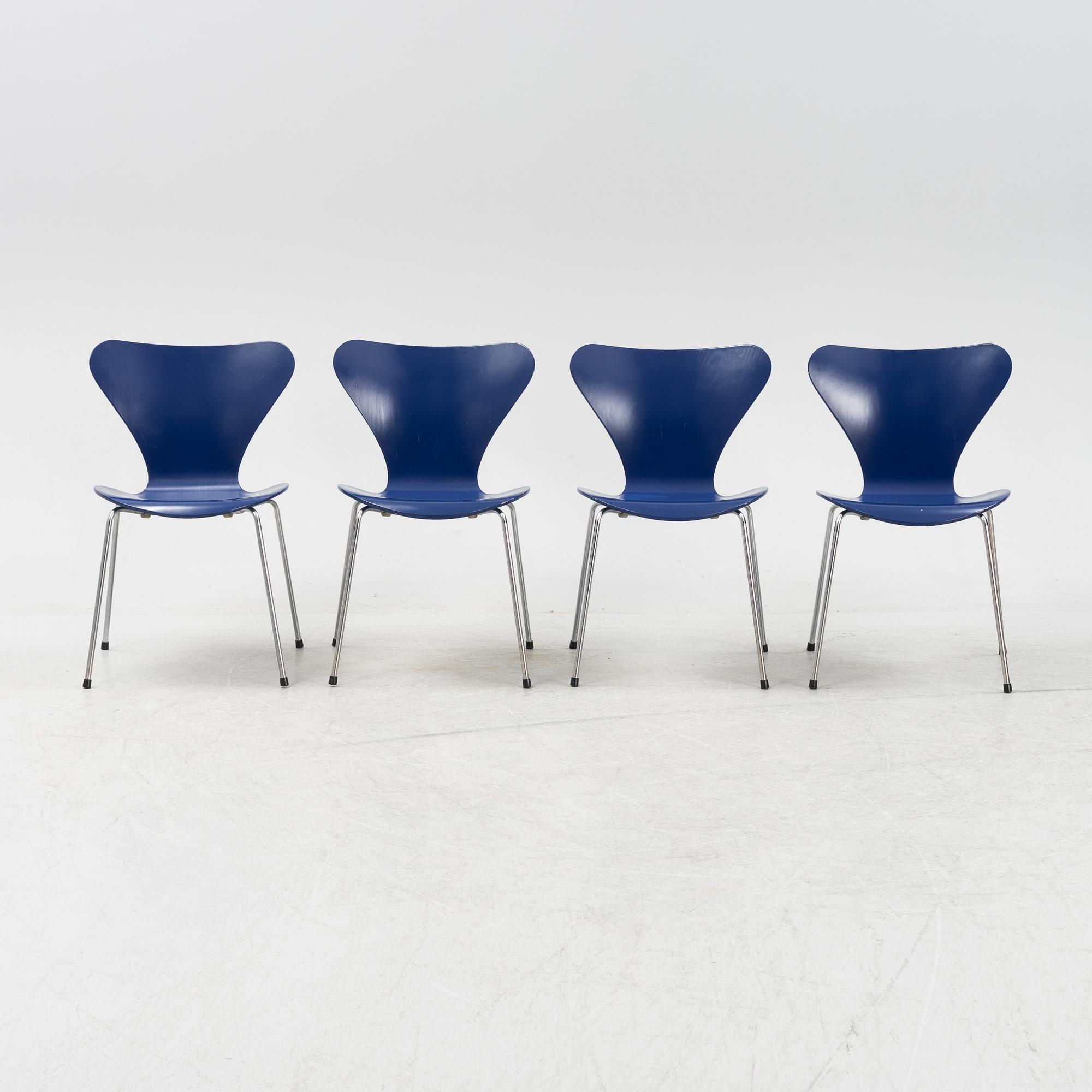 Arne Jacobsen, stolar, 4 st, Fritz Hansen, Danmark, daterade 1989.
