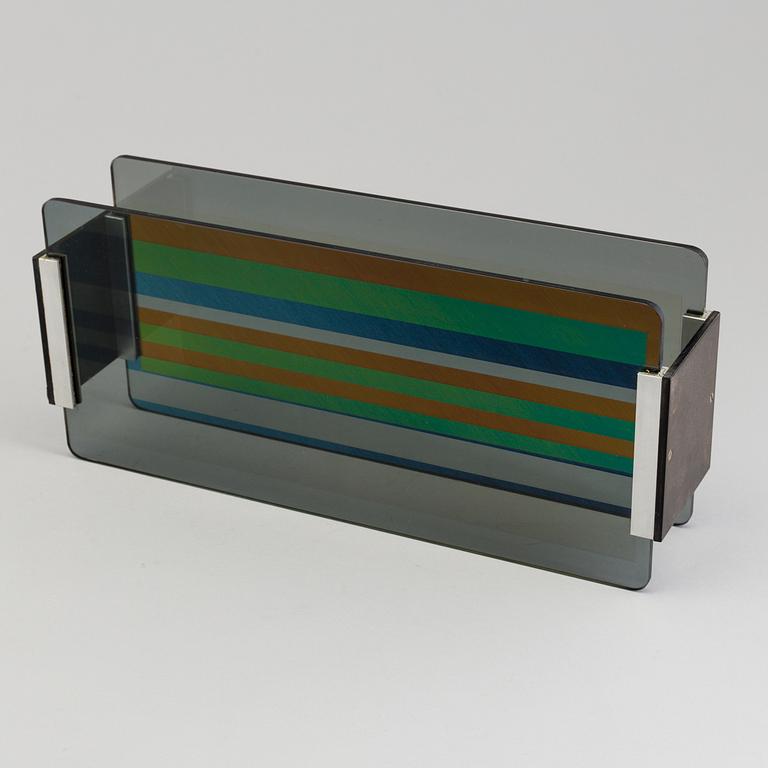 A glass sculpture by Weic H Olson, signed "Optochromi-AI-69".