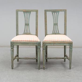 STOLAR, ett par, gustaviansk stil, 1800-talets andra hälft.