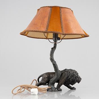 A table lamp, first half of the 20th century.
