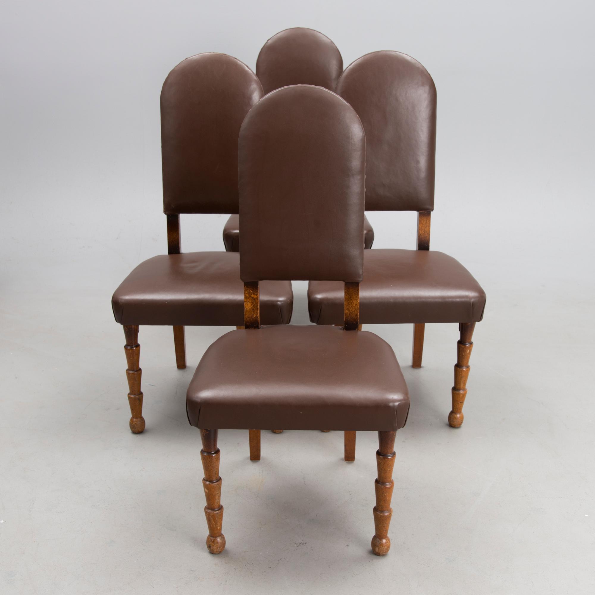 An early 20th century six-piece set of furniture by Armas Lindgren and Onni Tarjanne.