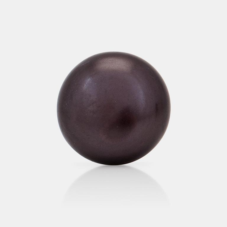 A part-drilled brownish-black natural saltwater loose pearl. Certificate from The Gem and Pearl Lab.