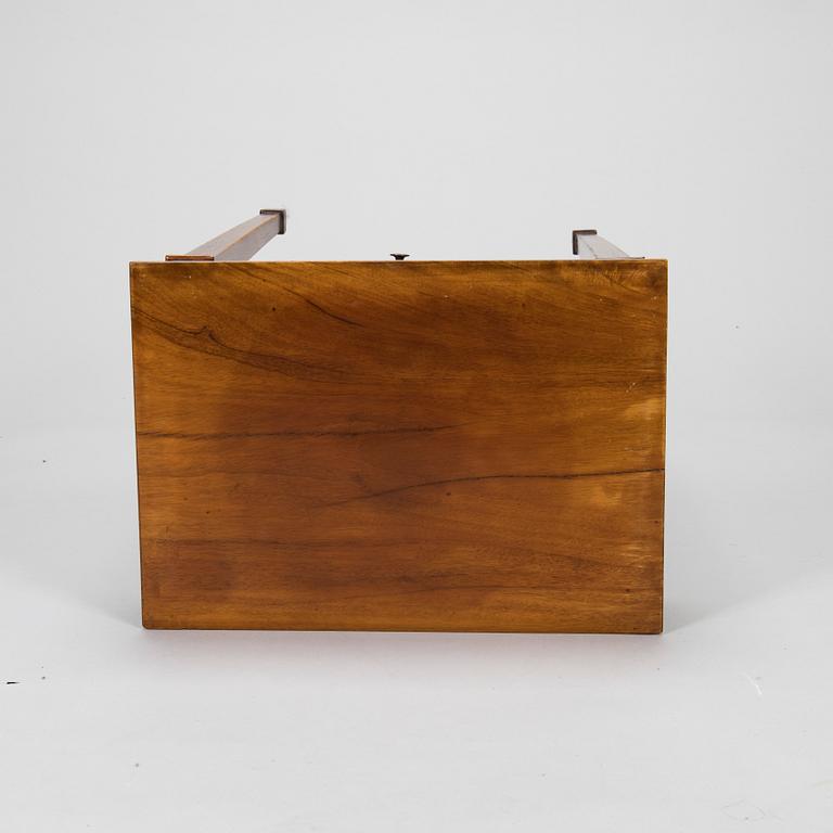 Sidobord, Frankrike, omkring år 1800, Directoire.