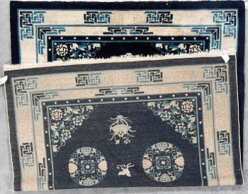 MATTA, semiantik/old Kina, ca 234x171 cm.