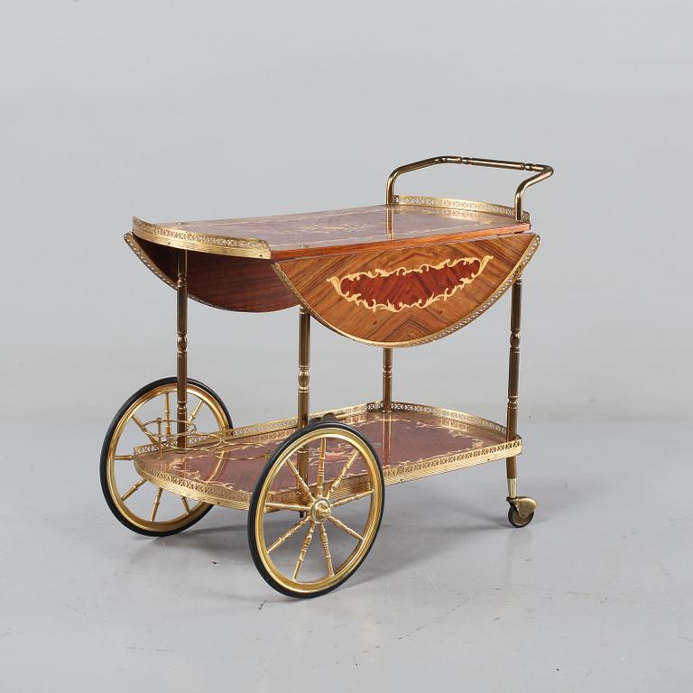 SERVERINGSVAGN, 1900-talets andra hälft.