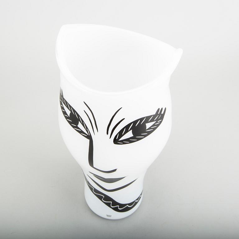 ULRICA HYDMAN-VALLIEN,