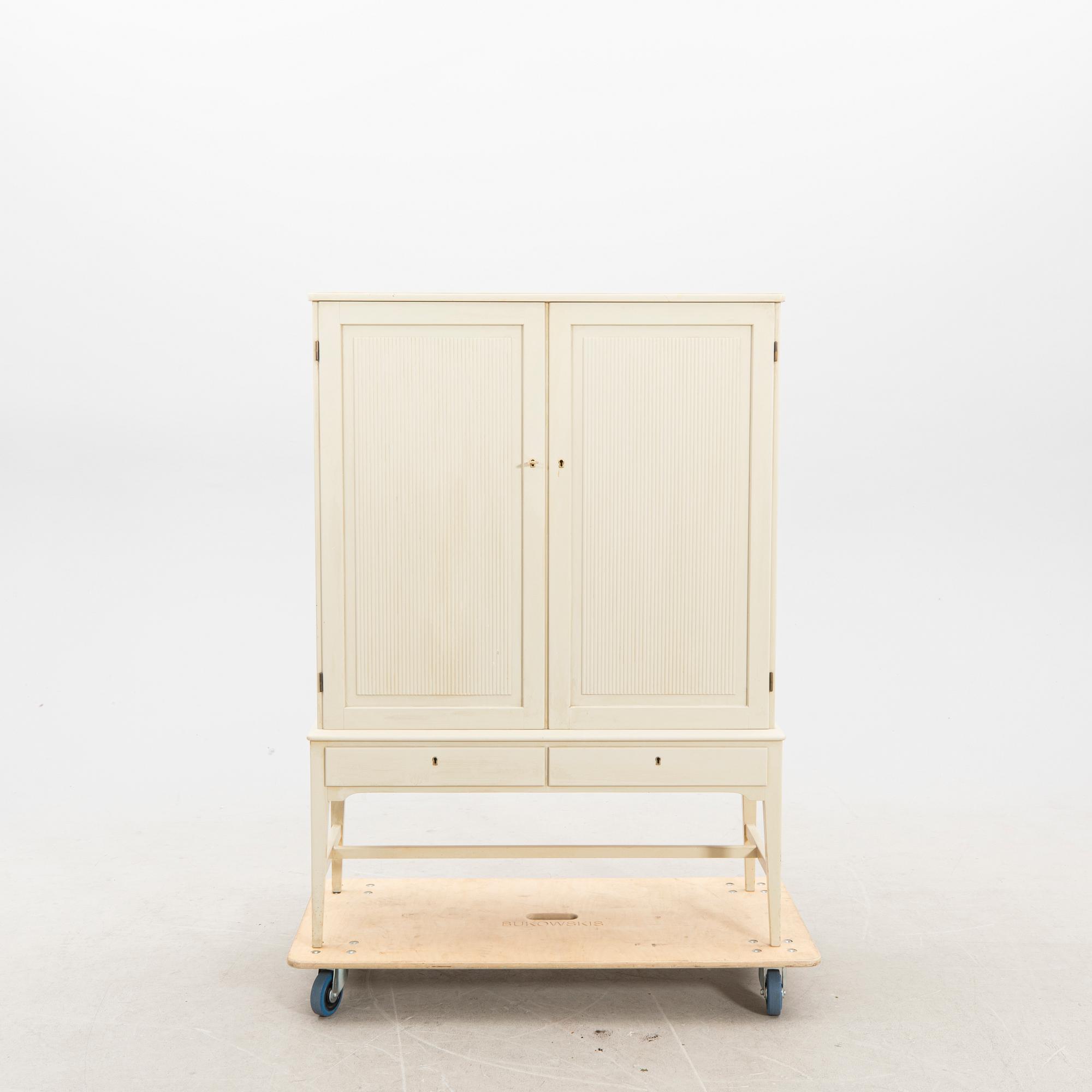 Göran Malmvall, skåp 1900-talets mitt.