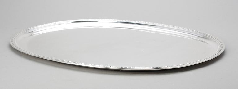 BRICKA, silver, Carlman Silversmide, Stockholm, 1952, vikt 2878 gram.