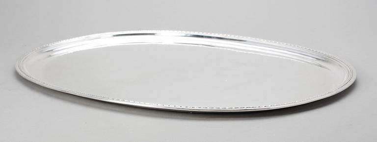 BRICKA, silver, Carlman Silversmide, Stockholm, 1952, vikt 2878 gram.