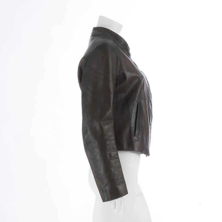 MARTIN MARGIELA, a dark brown leather jacket, size 42.
