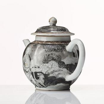 A grisaille and gold tea pot with cover, Qing dynasty, Qianlong (1736-95).