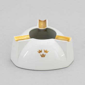 A collection of items from The Swedish America Line.