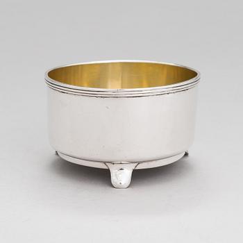 A Russian silver bowl, mark of Friedrich Johann Drevsen, assay master Aleksandr Jashinov, Saint Petersburg, 1818-1826.