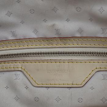 Louis Vuitton, a cream leather handbag, 2006.