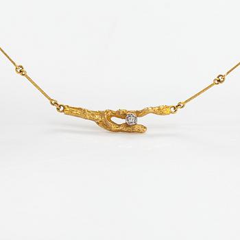 Björn Weckström, Halsband "Diamantknopp", 18K guld, diamant ca. 0.02 ct. Lapponia 1982.