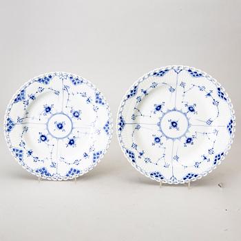 SERVIS, helblonde, 52+1 delar, Musselmalet, Royal Copenhagen.