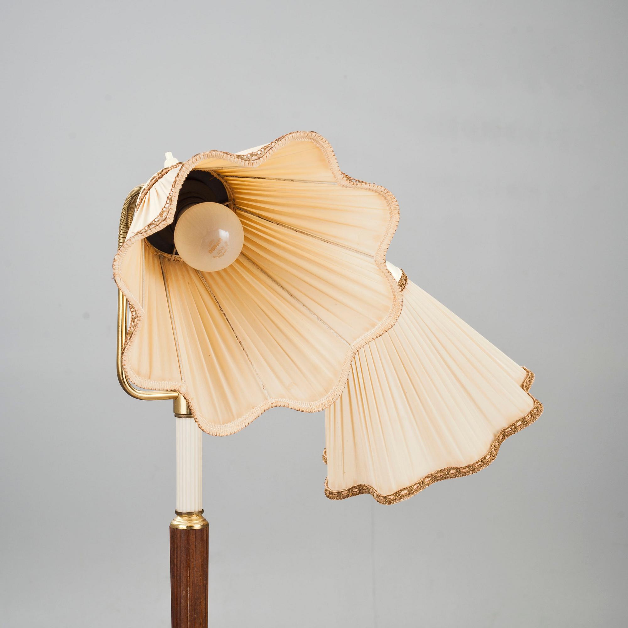 GOLVLAMPA, 1950-tal.