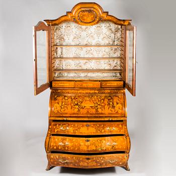 SKRIV-/BOKSKÅP, Holland 1700-talets slut.