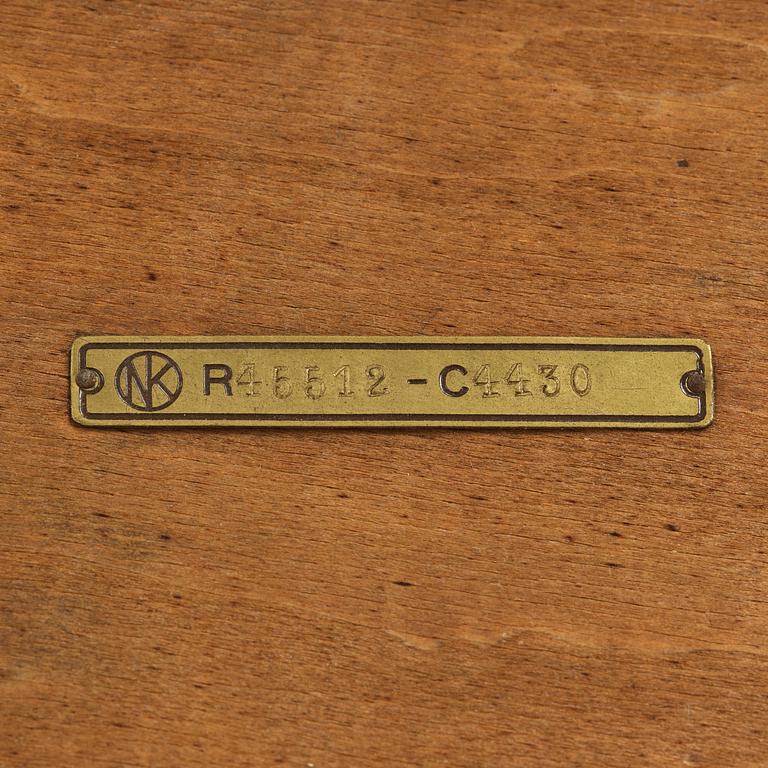 Axel Einar Hjorth, a "Louis" table, Nordiska Kompaniet, 1944.