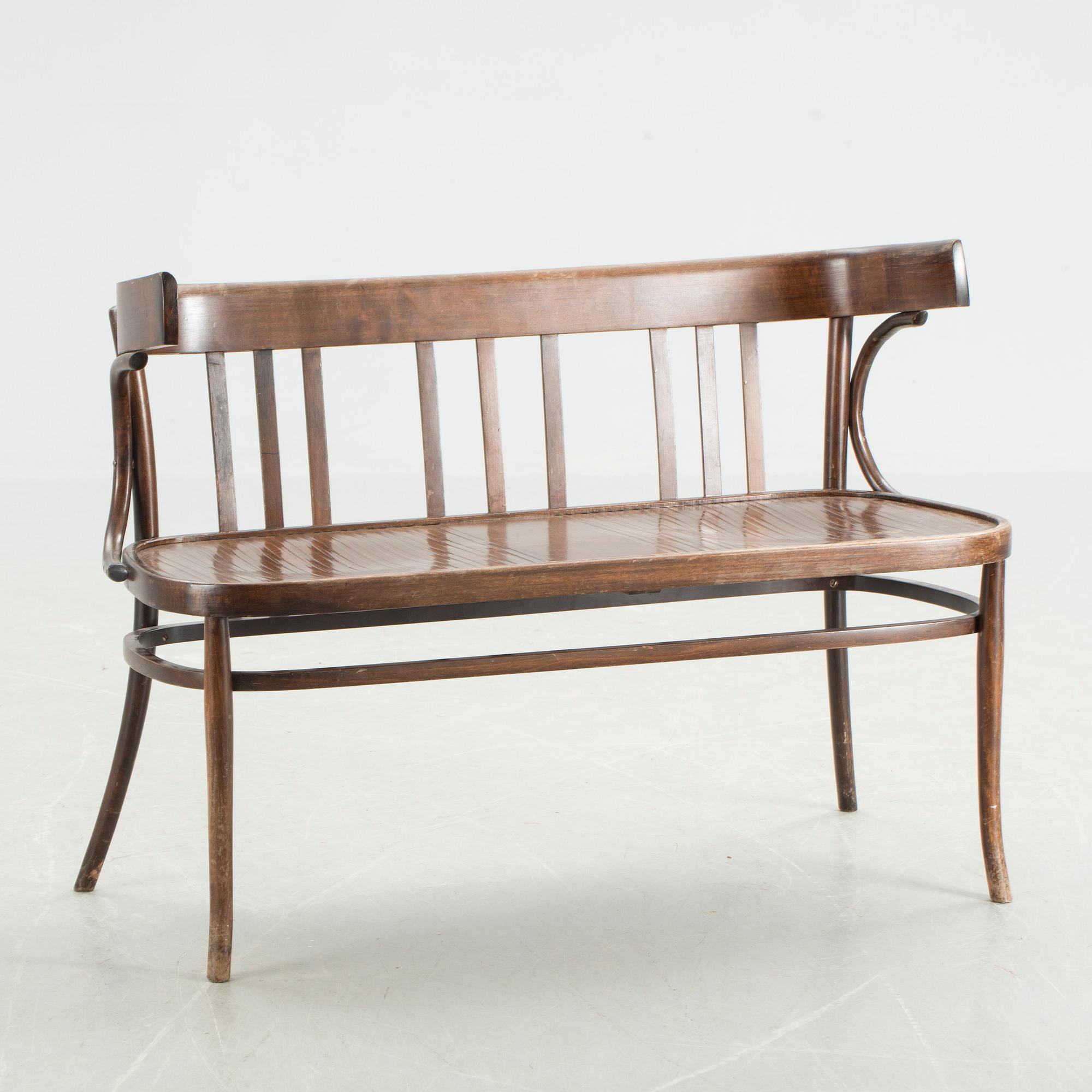 SOFFA, Italien, Thonettyp, 1900-talets första hälft.