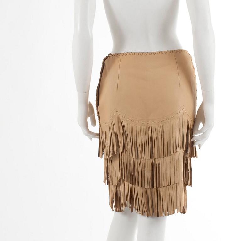 RALPH LAUREN, a beige leather fringe skirt. Size US 4.