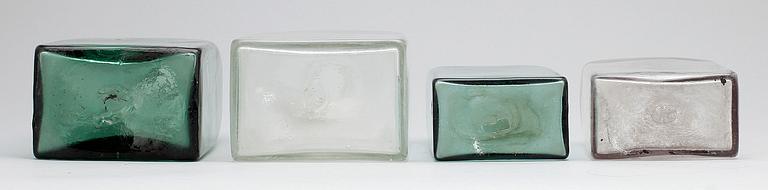 FLASKOR, 4 st, glas, 1800-tal.