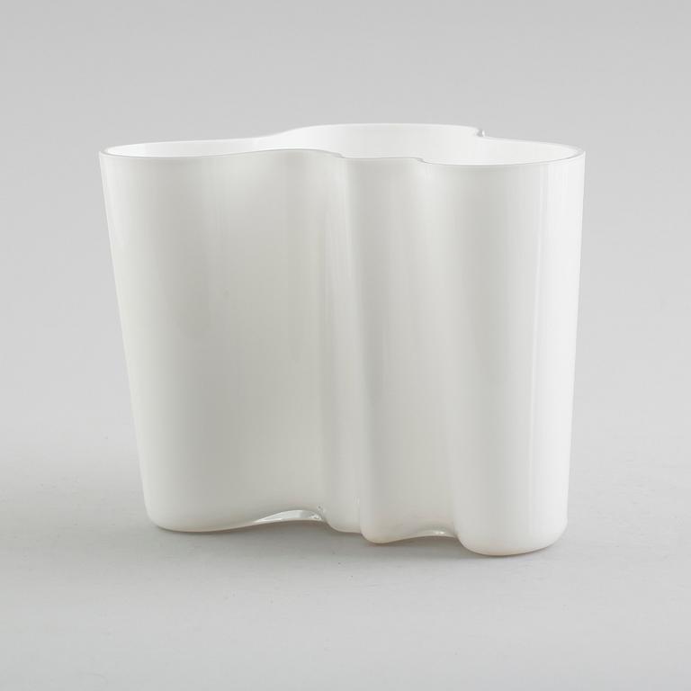VAS, glas, "Savoy", Alvar Aalto, Iittala, signerad.