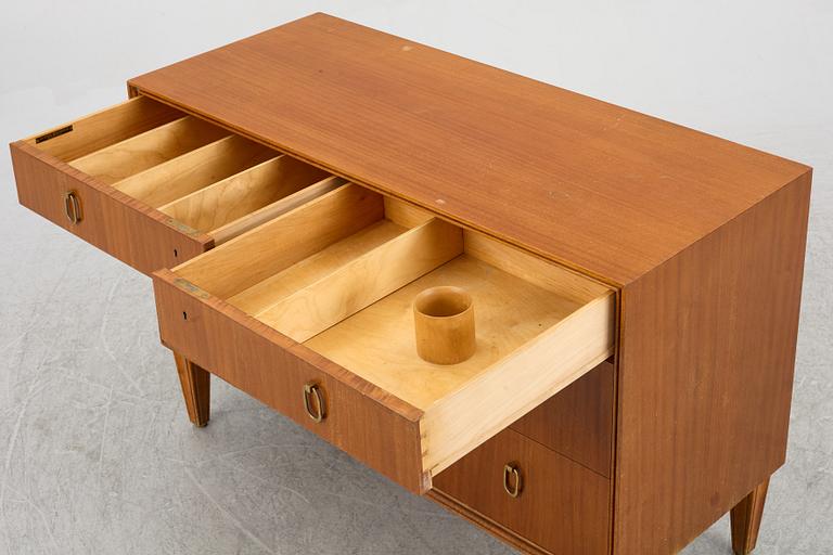 Byrå, Swedish Modern, AB Svenska Möbelfabrikerna, Bodafors, 1940-tal.