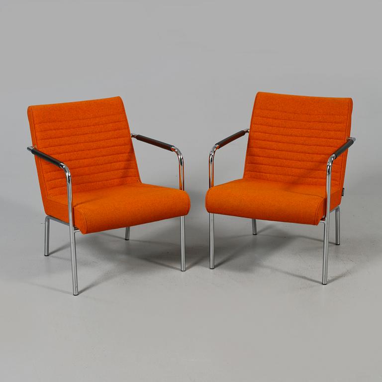 FÅTÖLJER, ett par, "Queen", Olle Anderson, Offecct, 2000-tal.