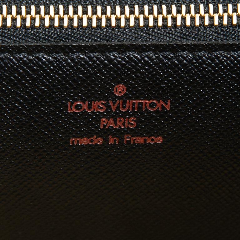 Louis Vuitton, laukku/clutch, "Sellier Dragonne".