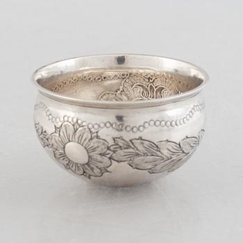 Tumbler/salt cellar, silver, indistinct marks, probably 18th/19th Century.